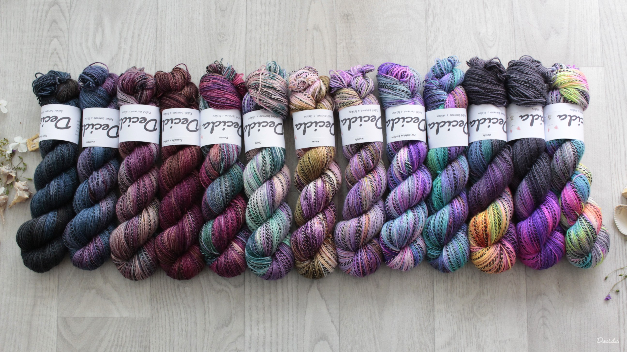 "Iolanda" - ZEBRA Merino sw/nylon 400m/100g