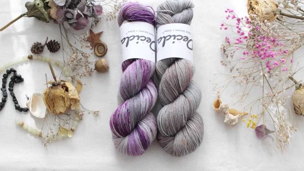 "Crassula 2"  EXTRA Merino sw/polyamid 400m/100g