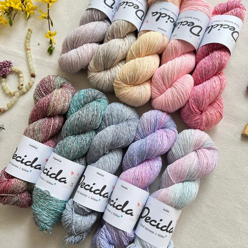 "Obláček" - 53% bambusová viskóza 47% buretové hedvábí 460m/100g