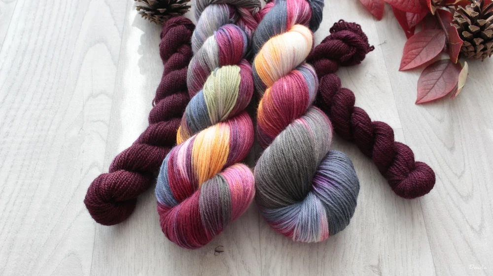 "Jednobarevné minis" - EXTRA Merino sw/polyamid 365m/100g