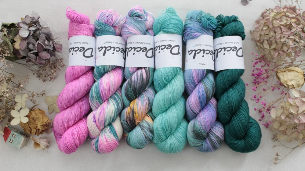 "Evale" - 70%merino/10%kašmír/20%hedvábí