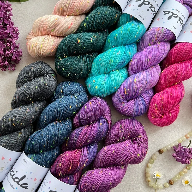 "Aster" - 80% merino sw 10% donegal 10% stelina 400m/100g