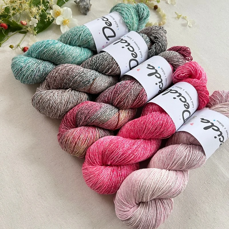 "Truffle Smoke" - 53% bambusová viskóza 47% buretové hedvábí 460m/100g