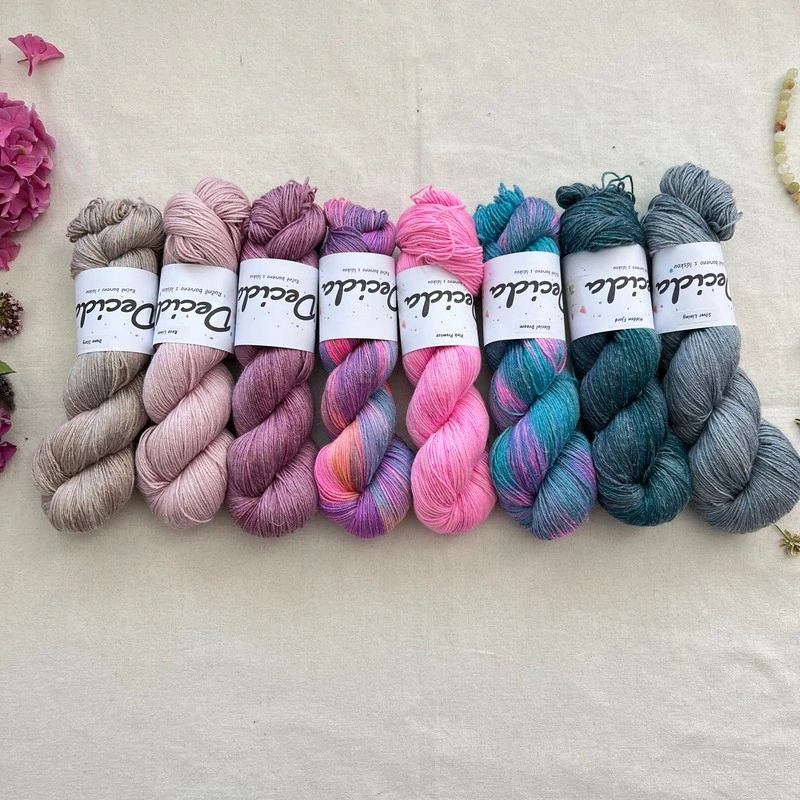 "Silver Lining" 60% merino 20% hedvábí 20% len 400m
