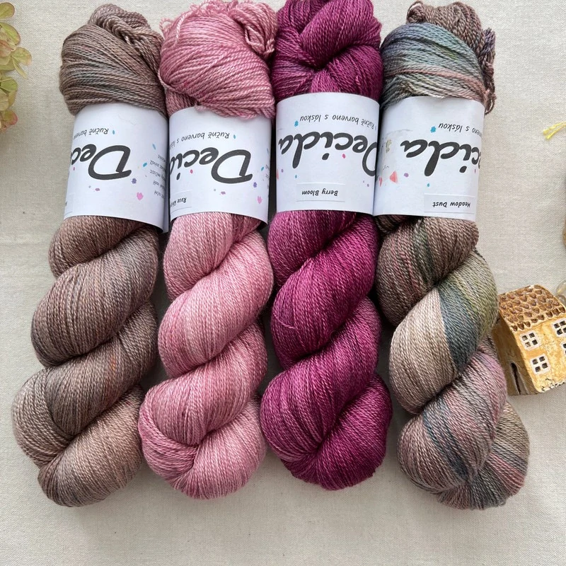 "Berry Bloom" merino/hedvábí 50/50 800m 