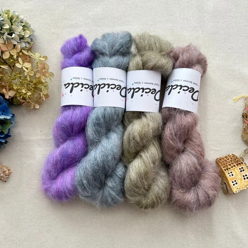 "Cusco" 64% superkid mohér 3% merino 10% flitry 23% hedvábí 400m/50g
