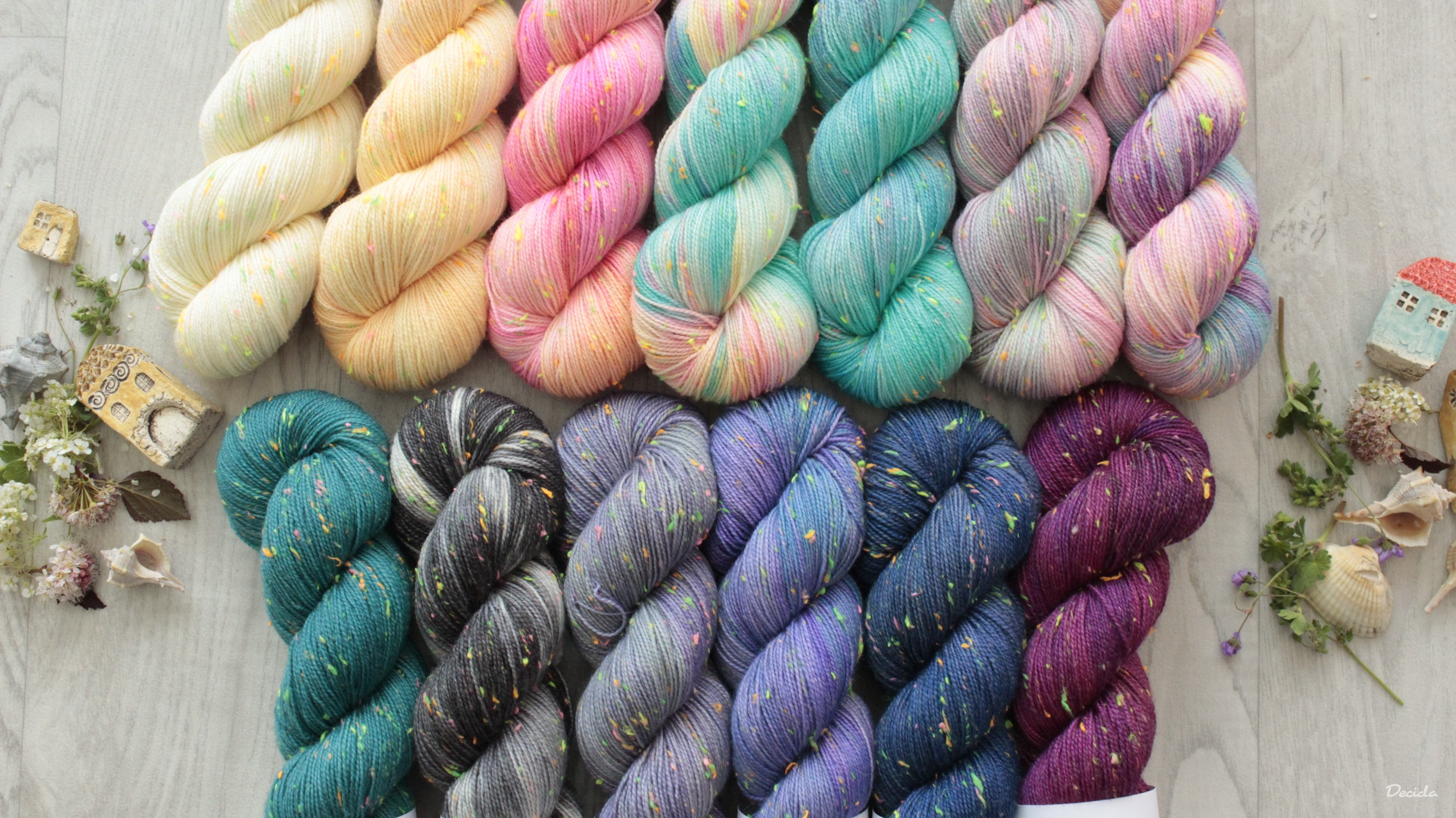 "Elegant" - merino a Donegal neps 400m