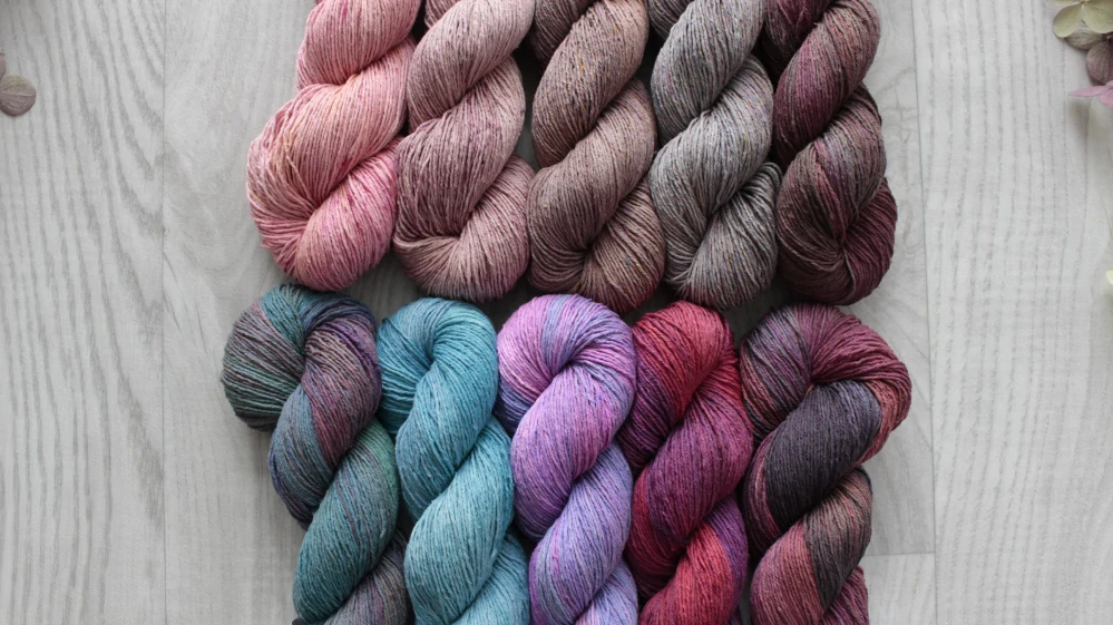 "Amandio 2" - Buretové hedvábí 300m/100g