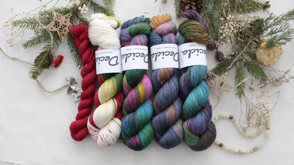 "Tonny" - 100g Merino sw/Nylon/Zlatá stellina 400m